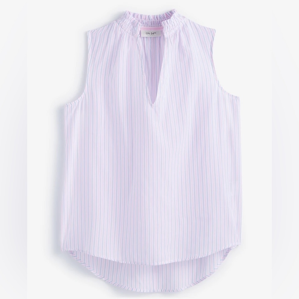 NWT On 34th women’s sleeveless ruffle neck top
